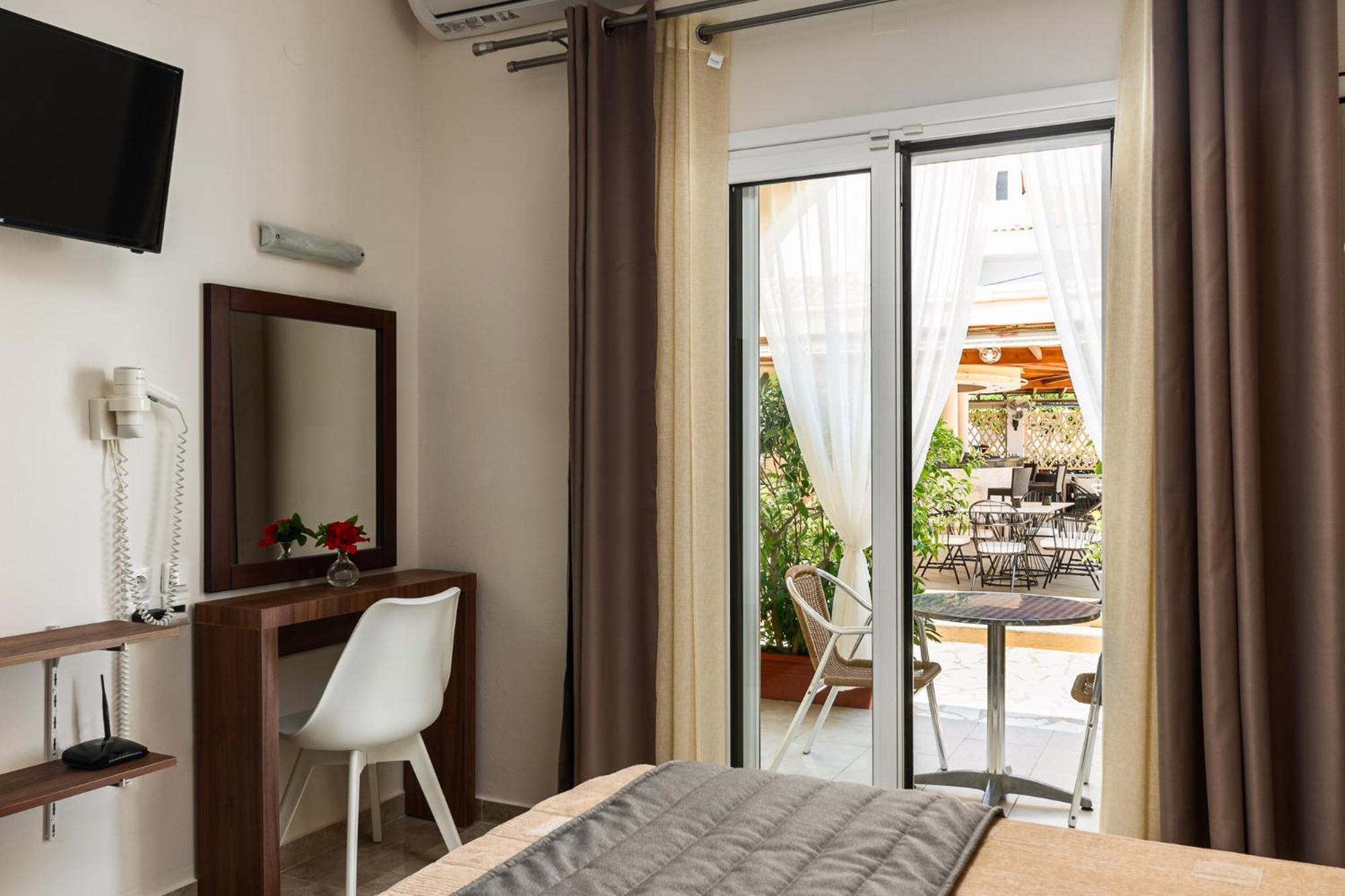 Konstantina Apartments Кавос Екстер'єр фото